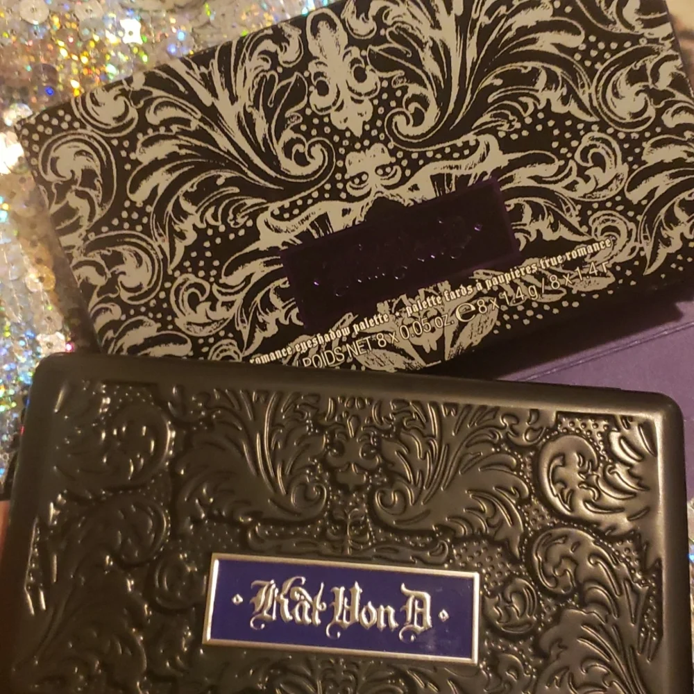 🌟HP🌟🧚‍♀️POETICA Kat Von D VERY RARE True Romance Eyeshadow Palette NWT